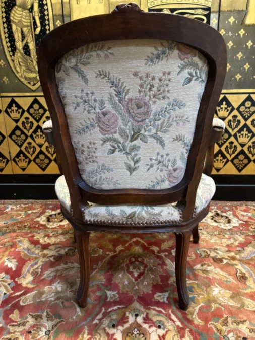PAAR STÜHLE IM LOUIS-XV-STIL