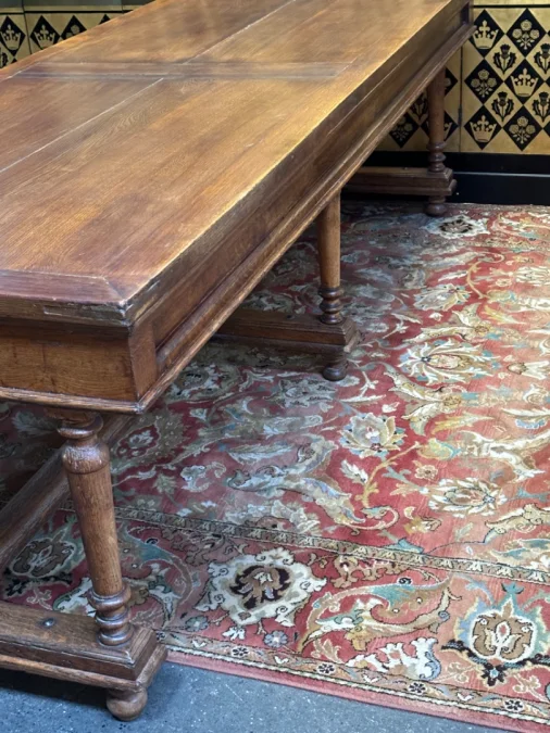 Table à manger de ferme de style haute époque Louis XIII