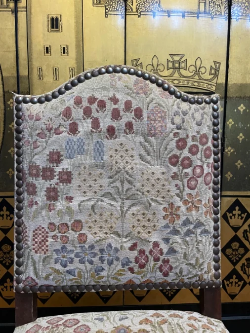 Suite de 6 chaises Louis XIII