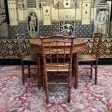 Table et chaises en bambou