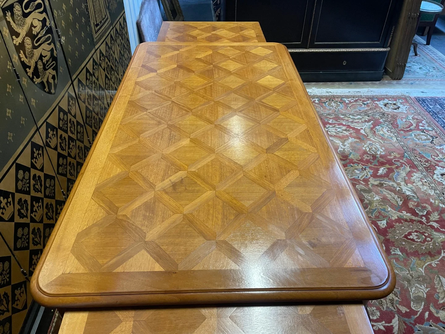 Louis XV style bureau plat in blond mahogany