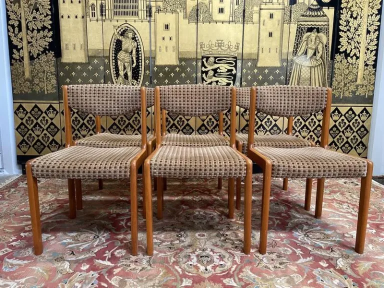 Suite de 6 chaises 1970 Baumann