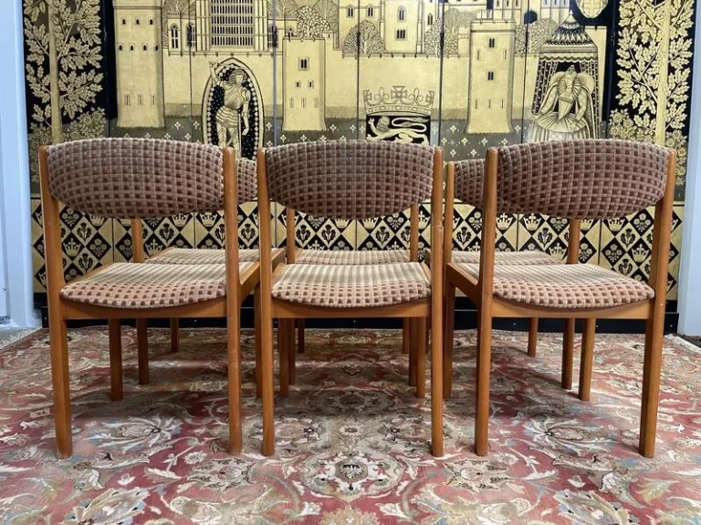 Suite de 6 chaises 1970 Baumann