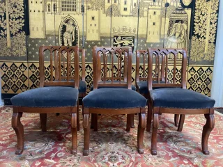 Suite de 6 chaises époque Restauration