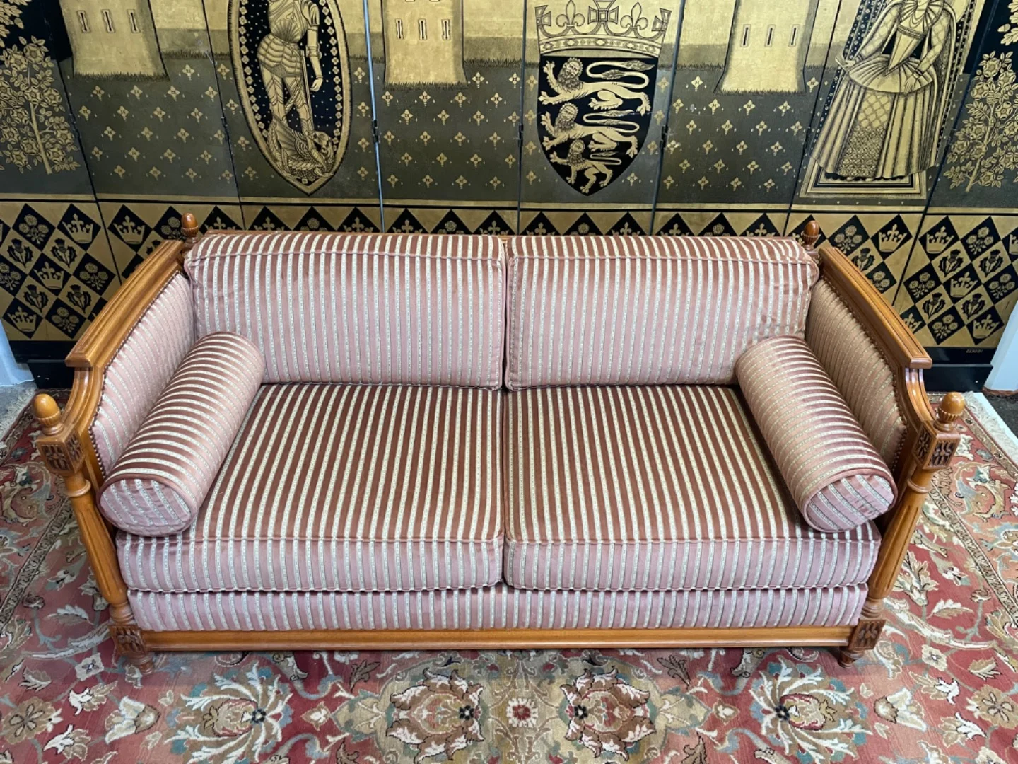 Canapé Lit de style Louis XVI