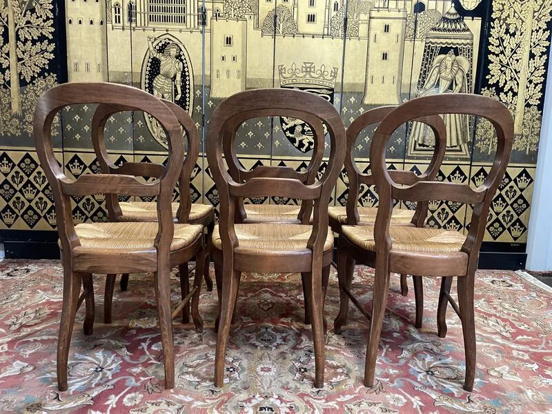 Suite de 6 chaises de style Louis Philippe paillées