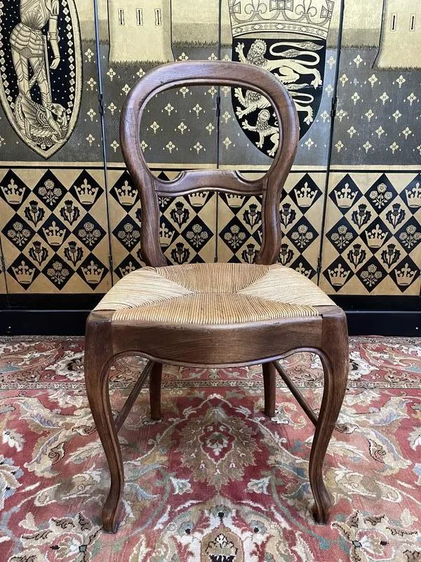 Suite de 6 chaises de style Louis Philippe paillées