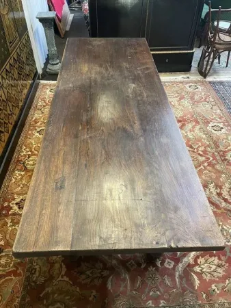 Louis XIII style farmhouse table in solid oak