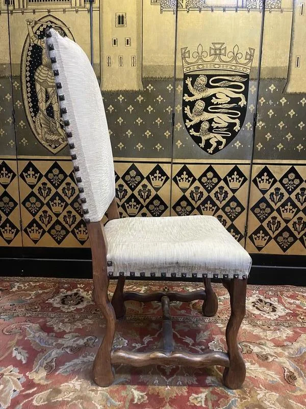 Suite de 6 chaises Louis XIII os de mouton