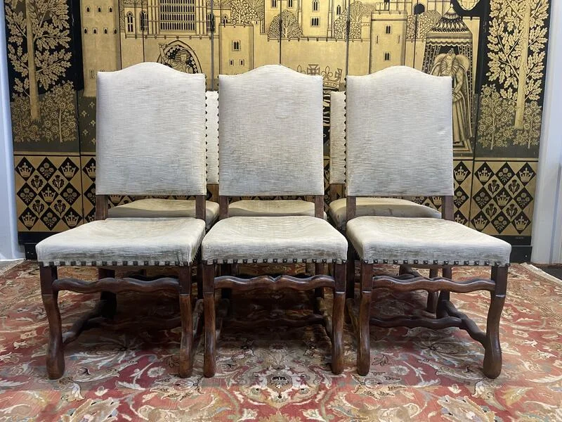 Suite de 6 chaises Louis XIII os de mouton