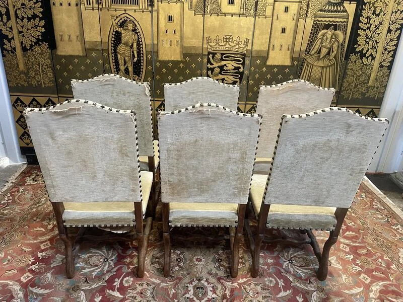 Suite de 6 chaises Louis XIII os de mouton