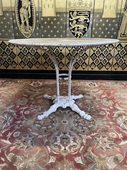 Table de jardin en fonte de fer