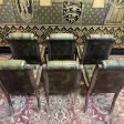 Suite de 6 chaises anglaises Chesterfield en cuir