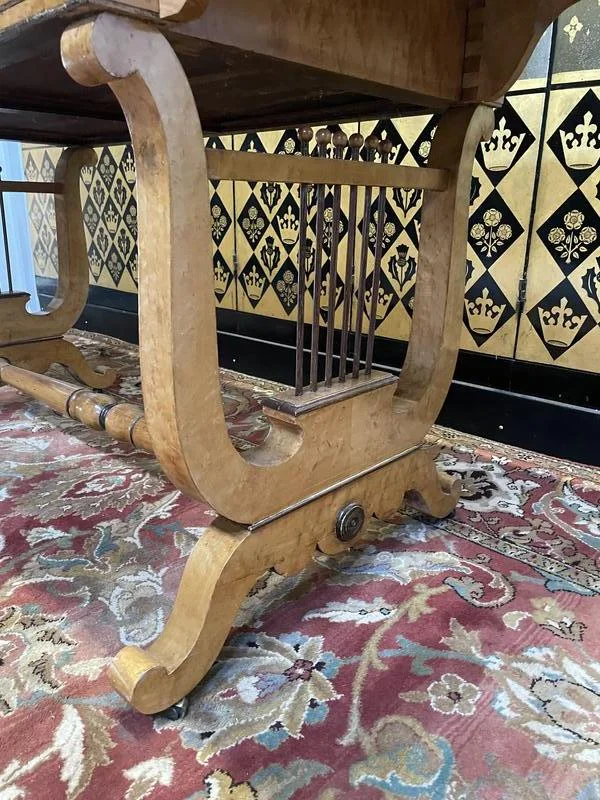 Bureau Lyre de style Charles X