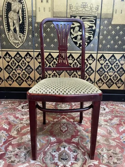 Suite de 4 chaises bistrot THONET numéro 78