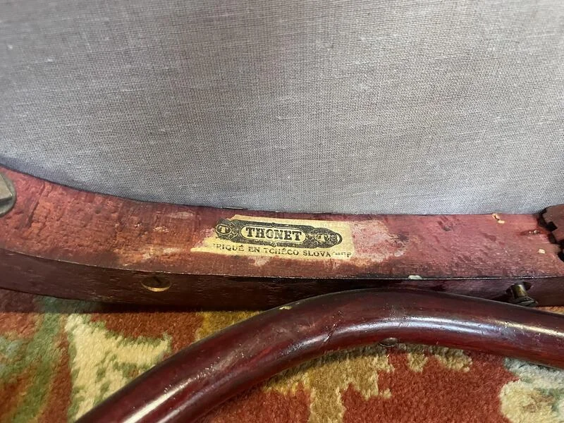Suite de 4 chaises bistrot THONET numéro 78