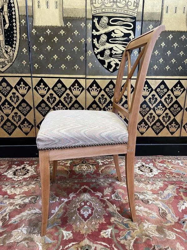 Suite de 9 chaises de style Louis XVI-Directoire
