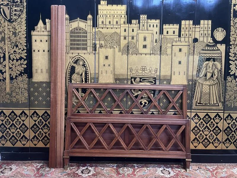 Lit en bois de style Louis Louis XVI - Directoire