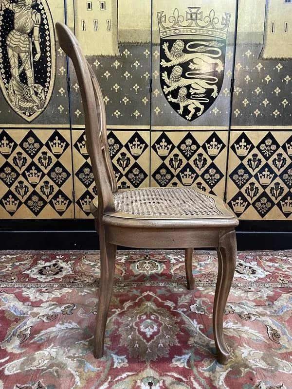 Suite de 6 chaises cannées Louis Philippe