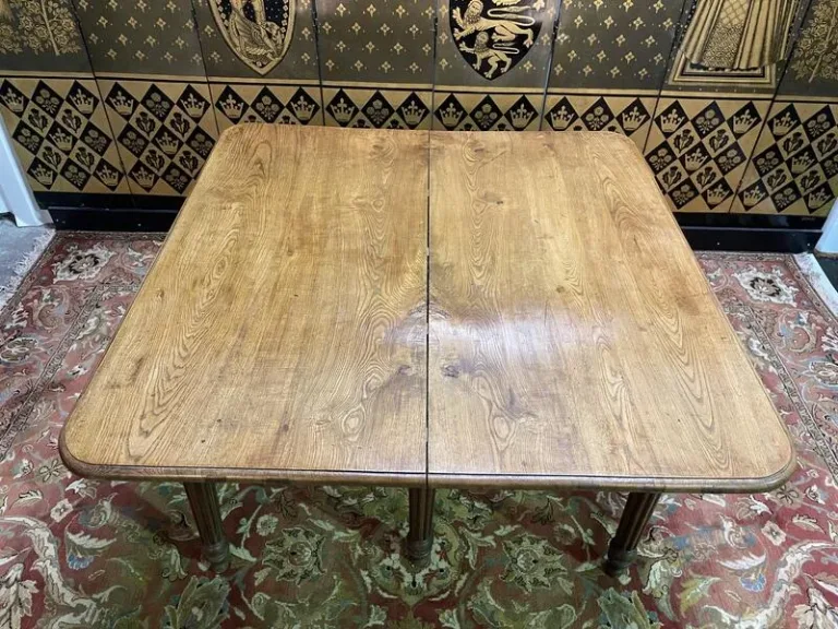 Table à manger de ferme Louis Philippe en chêne massif