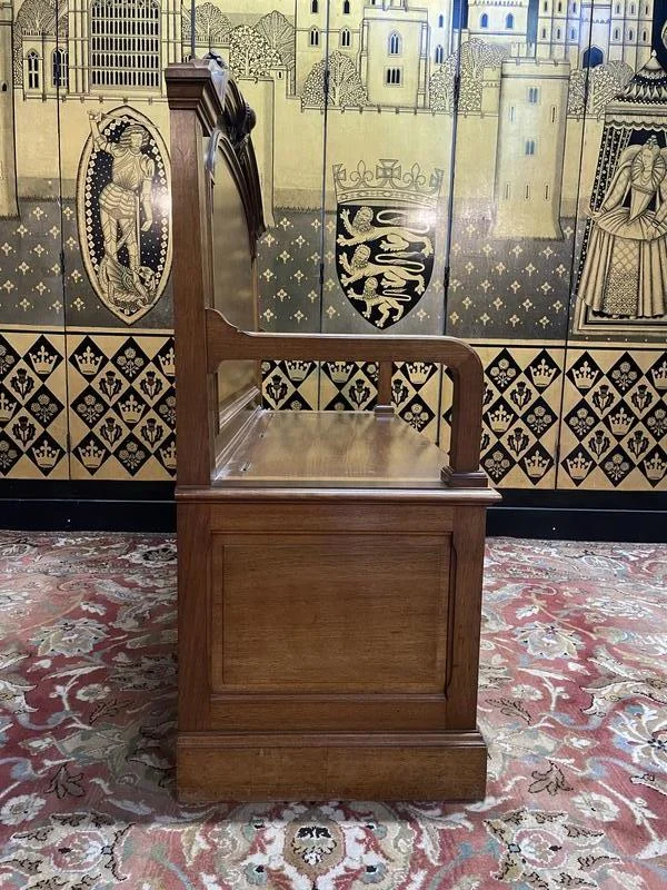 Banc coffre en chêne en Noyer Napoléon III