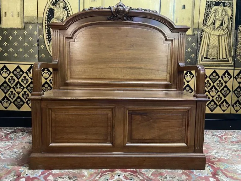 Oak storage bench in Napoleon III walnut