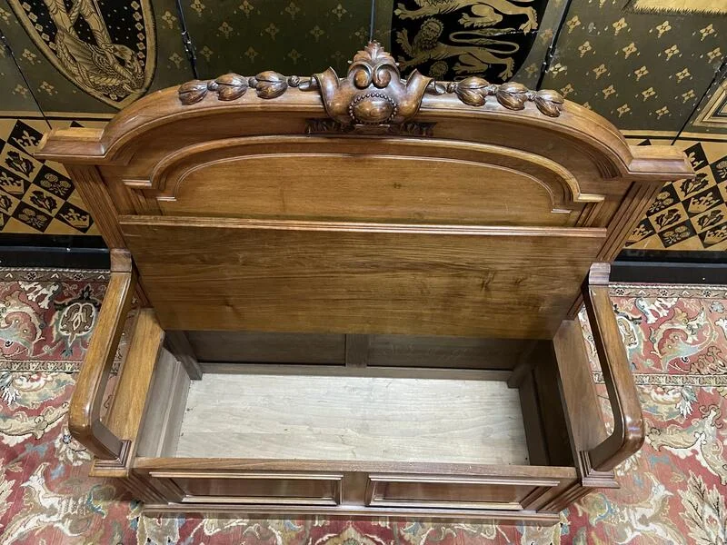 Oak storage bench in Napoleon III walnut