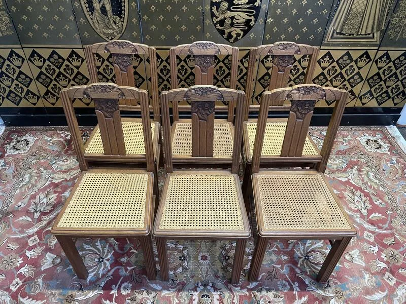 Suite de 6 chaises époque Art Déco en chêne et cannage - cannées