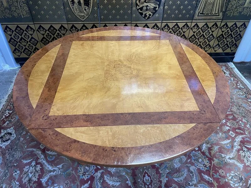 Table de salle à manger carrée ou ronde de style Louis XIV
