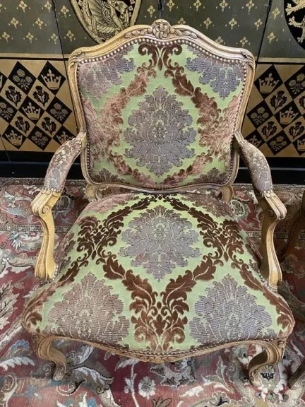 Pair of Louis XV style cabriolet armchairs in genu velvet