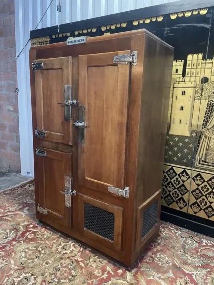 Bar cooler cabinet - Frigidaire