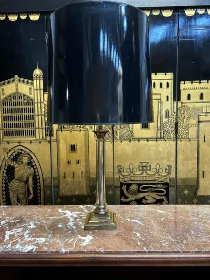 Empire lamp