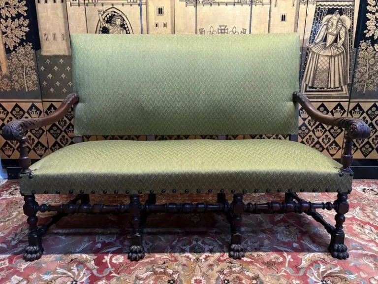 Sofa - Bench in Haute Époque - Renaissance style