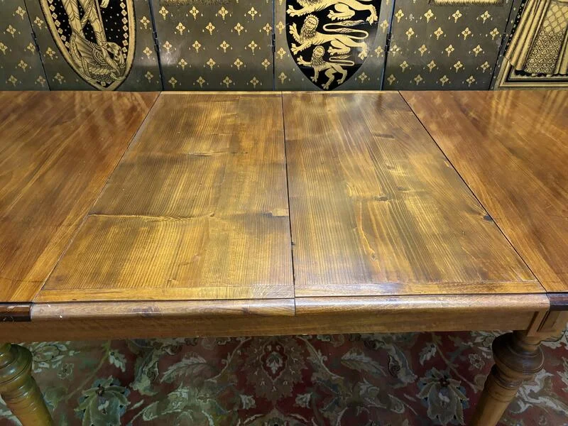Louis Philippe table 2 extensions
