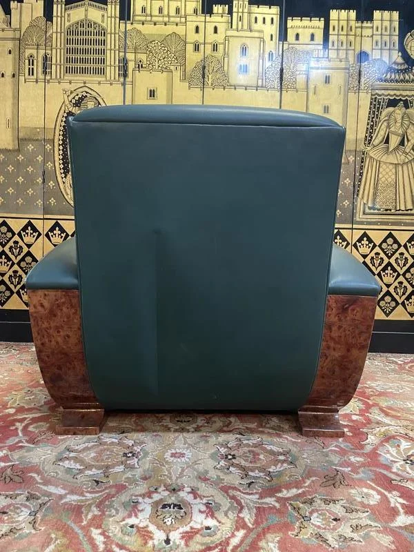 Fauteuil club en cuir de style Art Déco