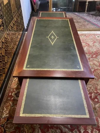 Empire style flat desk