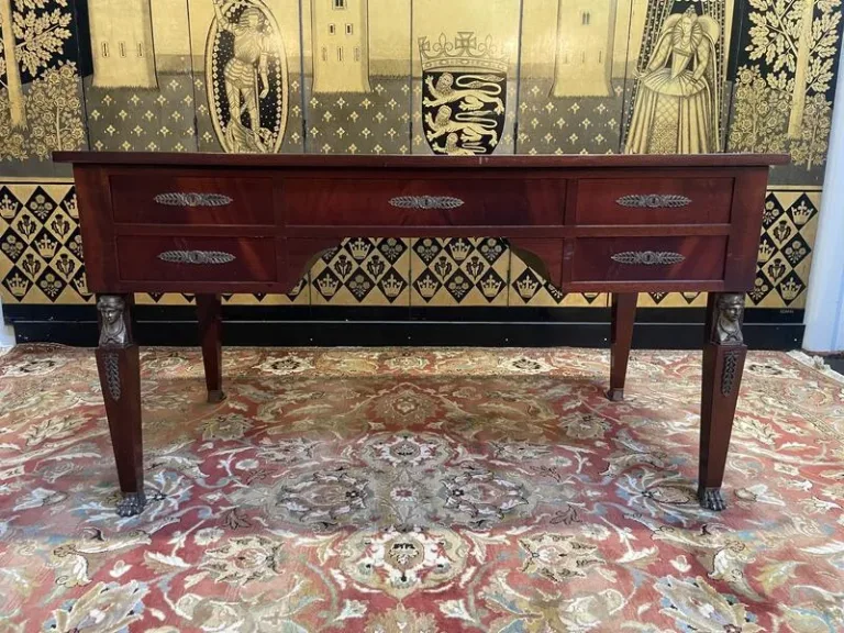 Empire style flat desk