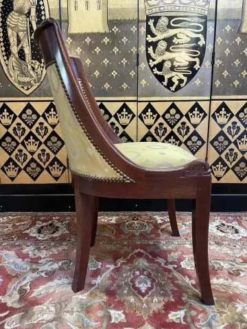Suite de 6 chaises Gondoles Empire en acajou et soie jaune