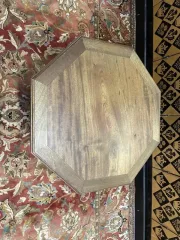 Art Deco period pedestal table in solid mahogany.