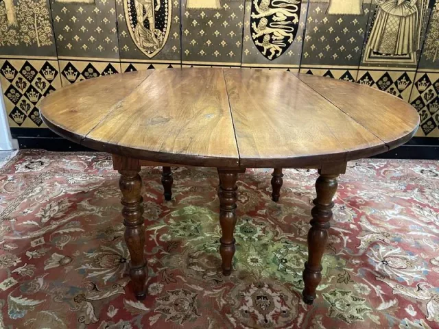 Table de salle à manger ronde Louis Philippe à 6 pieds