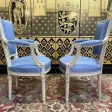 Paire de fauteuils cabriolets de style Louis XVI