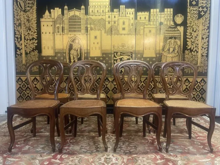 Suite de 8 chaises Louis Philippe cannage - cannées en chêne