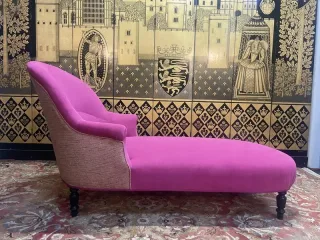 Napoleon III chaise longue in pink velvet