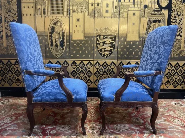 Paire de fauteuils cabriolets Louis XV - Régence