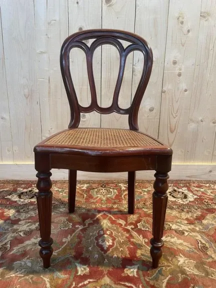 Suite de 4 chaises Louis Philippe cannées