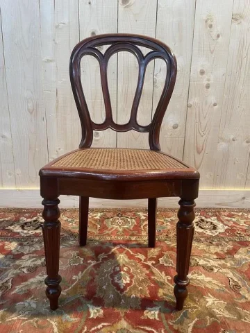 Suite de 4 chaises Louis Philippe cannées