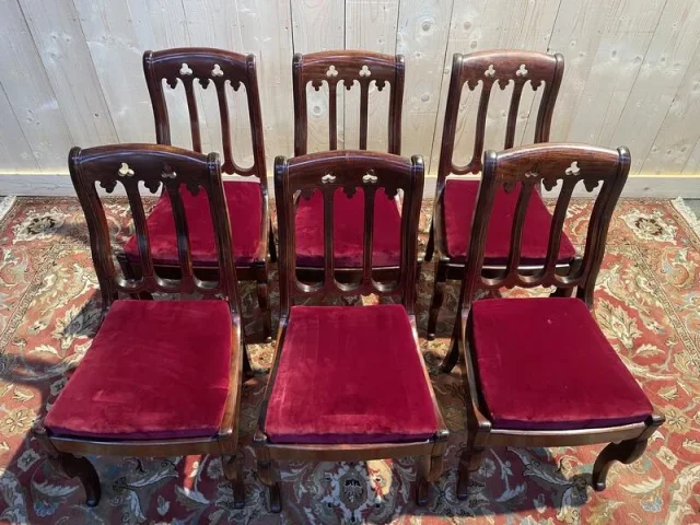Suite de 6 chaises époque Restauration acajou et  filets