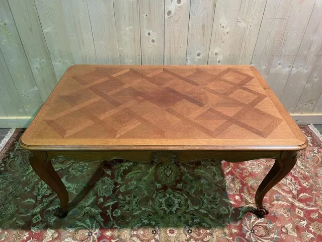 Table à l'italienne de style Louis XV en chêne