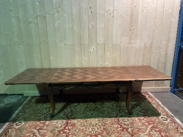 Louis XV style Italian table in carved oak