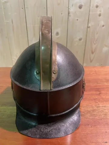 Firefighter helmet